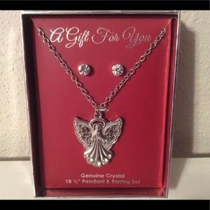 Necklace and earring box set, Silver angel pendant